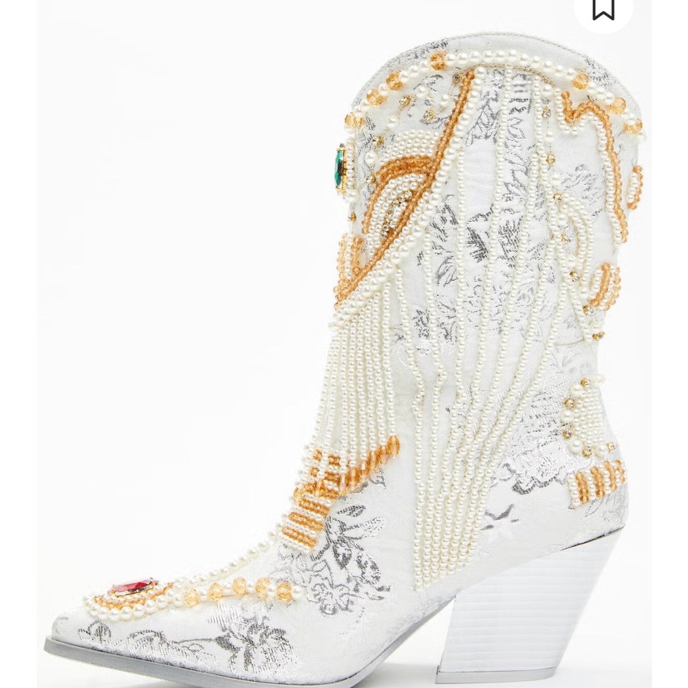 NEW AZALEA WANG WOMEN'S ASTOUNDING EMBELLISHED FASHION BOOTIES - SNIP TOE - Picture 3 of 6